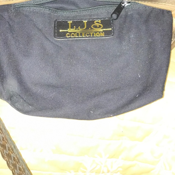 LJS COLLECTION WOVEN METALLIC PURSE - Picture 6 of 8